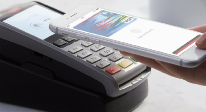 rebecca-enonchong-lafrique-est-en-tete-sur-le-paiement-mobile02